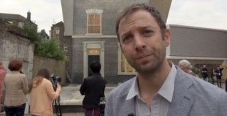 Video: Instalación 'Dalston House' en Londres. Entrevista a Leandro Erlich
