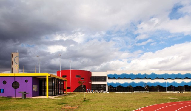 Brasil: Escuela de deportes Curt Walter Otto Baumgart, São Paulo - Ruy Ohtake Arquitetura e Urbanismo
