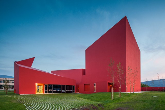 Portugal: Casa das Artes, Miranda do Corvo - Future Architecture Thinking