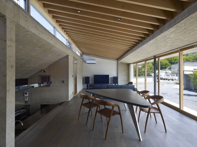 Japón: Casa en Matsuyama - Hayato Komatsu Architects