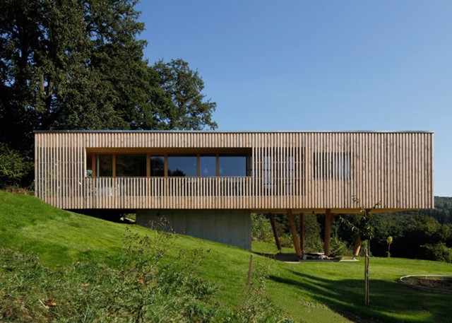 Austria: 'Casa Bajo los Robles' - Juri Troy Architects