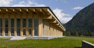 Suiza: 'Production Hall Grüsch' - Barkow Leibinger