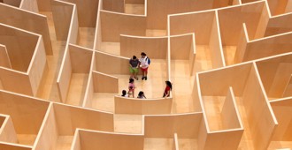 Video: 'The BIG Maze' en el National Building Museum de Washington