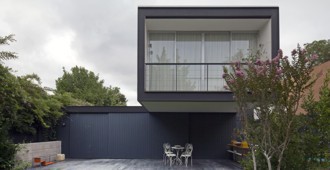 Chile: Casa en Vitacura - riesco+rivera arquitectos asociados