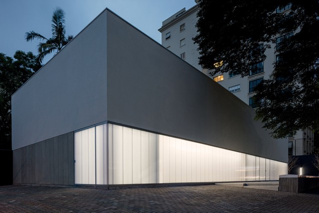 Brasil: Casa Triângulo, Sao Paulo - Metro Arquitetos