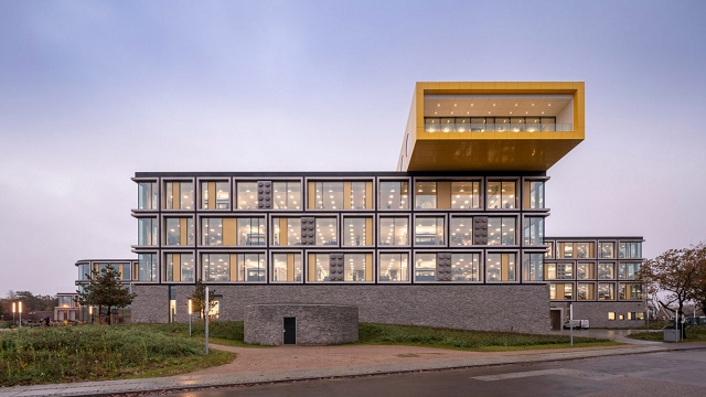Dinamarca: Edificios de oficinas para Lego - CF Møller Architects