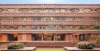 India: Edificio Krushi Bhawan, Bhubaneshwar - Studio Lotus