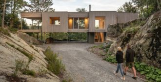 Canadá: Casa en el bosque I - Natalie Dionne Architecture