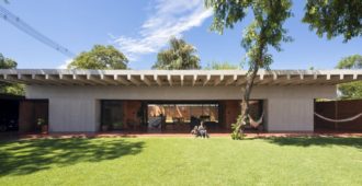 Paraguay: Casa Umbral - Josep Ferrando