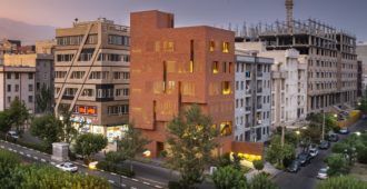 Irán: Edificio Kohan Ceram - Hooba Design Group
