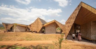 Ruanda: Centro comunitario Komera - BE_Design