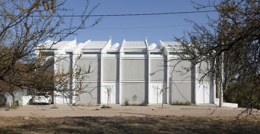 Argentina: Vivienda Agrupada en Jesús María - Carranza Vazquez Arquitectos