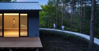 Japón: Casa de fin de semana en Karuizawa - YSLA architects