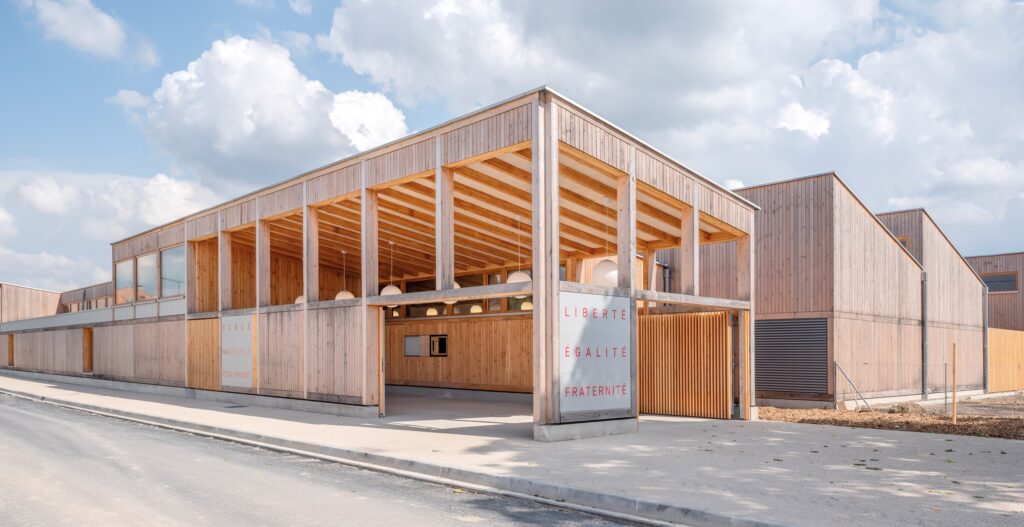 Francia: Escuela infantil Elsa Triolet en Mitry-Mory - Richter architectes et associés