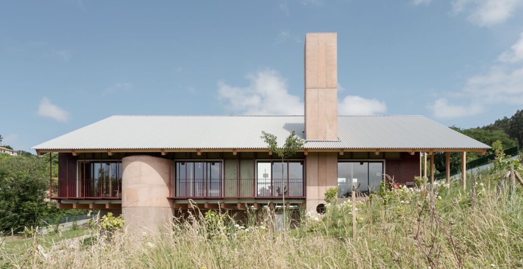 España: Casa Nahinuena - BeAr Architects