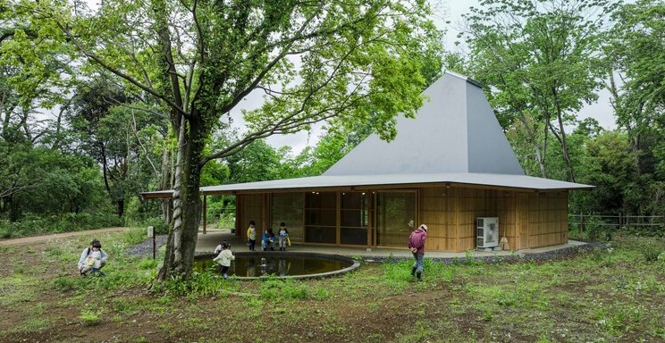 Japón: Cabaña del Sombrero - Tezuka Architects