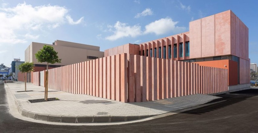España: Instalaciones para Servicios Aduaneros, Fiscales y de Vigilancia en Las Palmas - Boissier Arquitectos