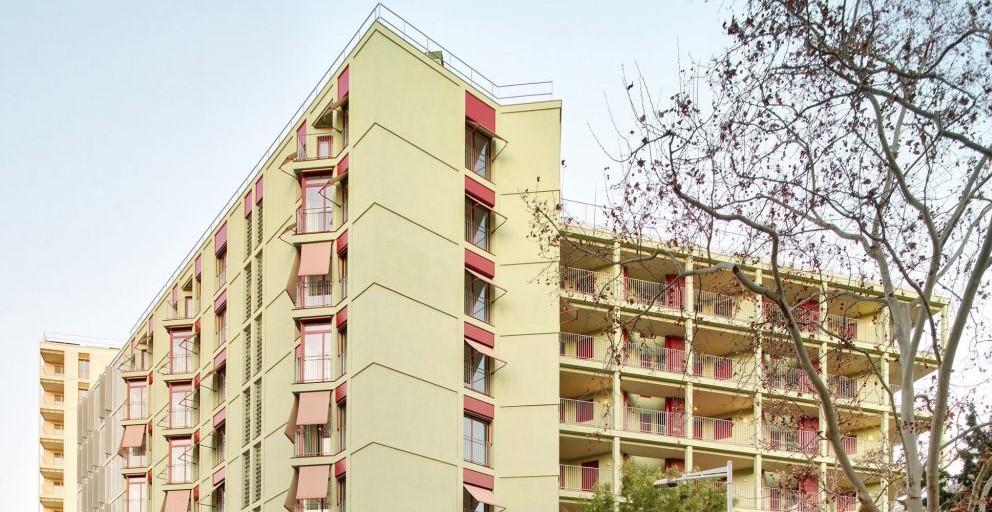 España: "La Comunidad Habitacional", 51 viviendas públicas en Barcelona - Cierto Estudio