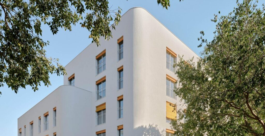 España: 22 viviendas de protección oficial en Viladecans, Barcelona - AV62 Arquitectos + Calderon-Folch Arquitectes