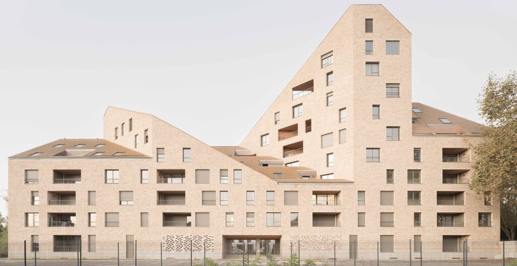 Francia: B09, 54 viviendas sociales en Burdeos - Urbanmakers + Selva & Maugin Architectes