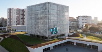 Portugal: Sede de la Liga Portuguesa de Fútbol - OODA