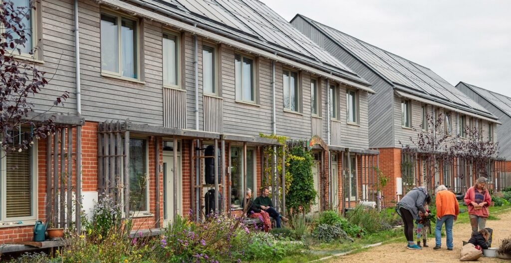 Reino Unido: Conjunto de viviendas Hazelmead - Barefoot Architects