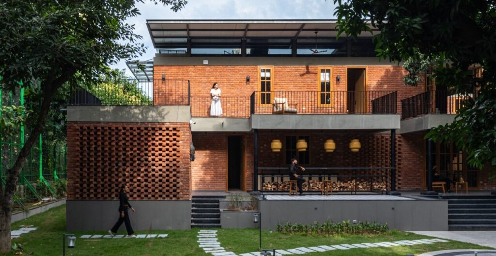 India: Casa en Gorakhpur - W5 Architects