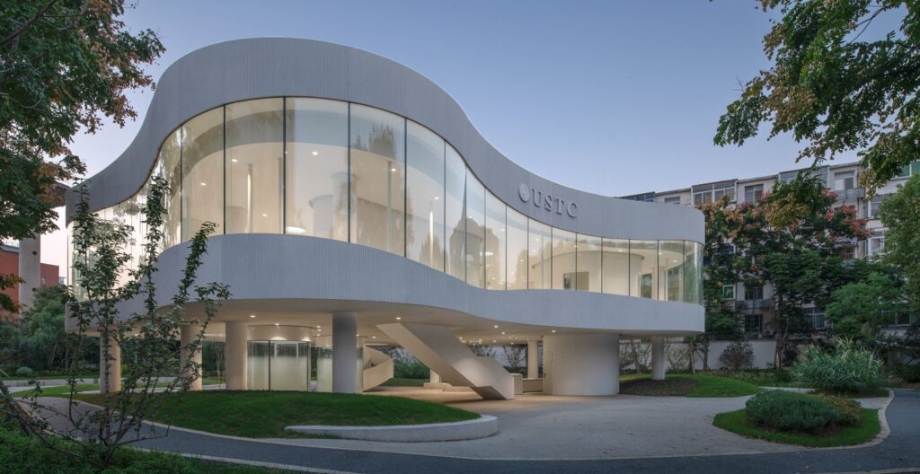 China: Centro de aprendizaje de la Universidad de Ciencia y Tecnología de China - Heimat Architects