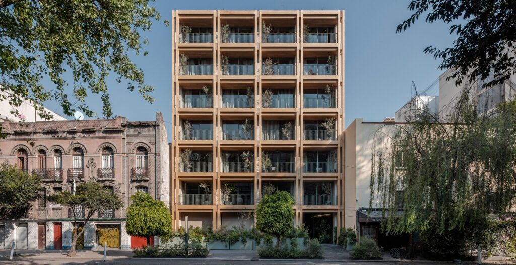México: Edificio Onto Álvaro Obregón - CRB arquitectos