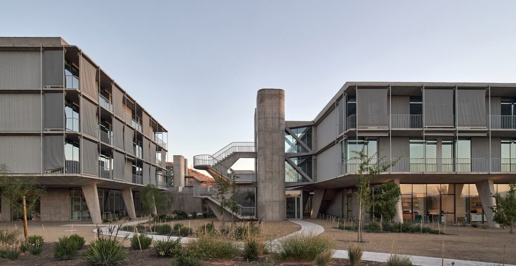 Chile: Hogar Alemán - Max Núñez Arquitectos