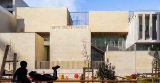 Francia: Grupo Escolar 