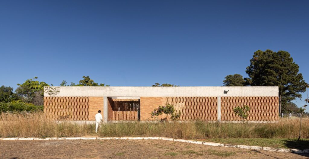 Brasil: Casa Tupin - BLOCO Arquitetos