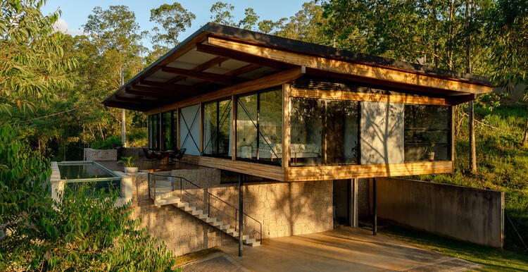 Brasil: Casa CLV - Cornetta Arquitetura