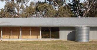 Australia: Casa Mount Macedon - Ben Lance Architects