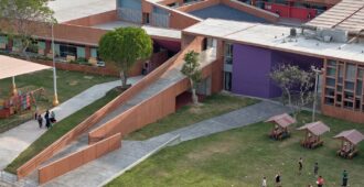 Perú: Colegio Franco Peruano - Barclay & Crousse