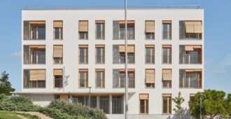 España: 24 viviendas sociales en Igualada - MBM arquitectes + 4RQ arquitectura
