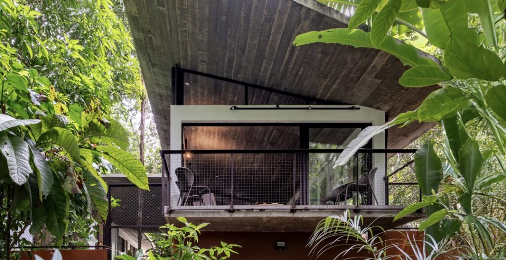 Brasil: Casa Cajui - Laurent Troost Architectures