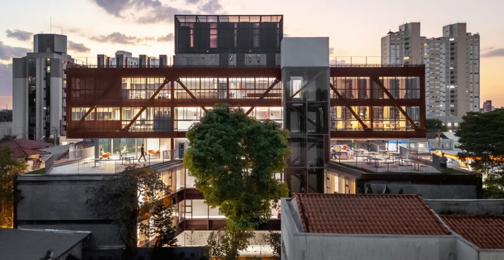 Brasil: Nueva sede de la Universidad Rudolf Steiner - Biselli Katchborian