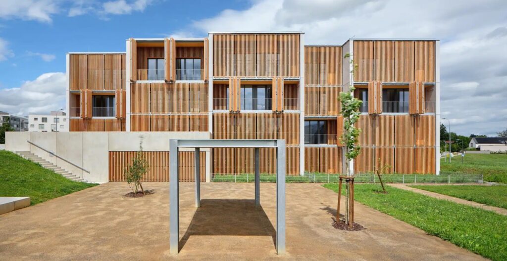 República Checa: Vivienda de madera Zdar - Kuba & Pilař architekti