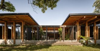 Ecuador: Casa del Tiempo - Natura Futura Arquitectura