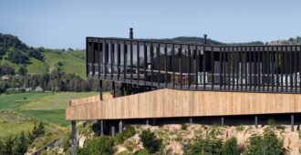 Chile: Casa Negrilla - Croxatto y Opazo Arquitectos
