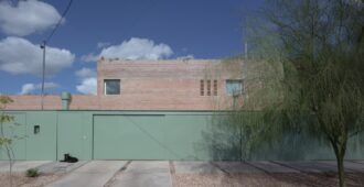 Argentina: Casas BAB - atelier industrial