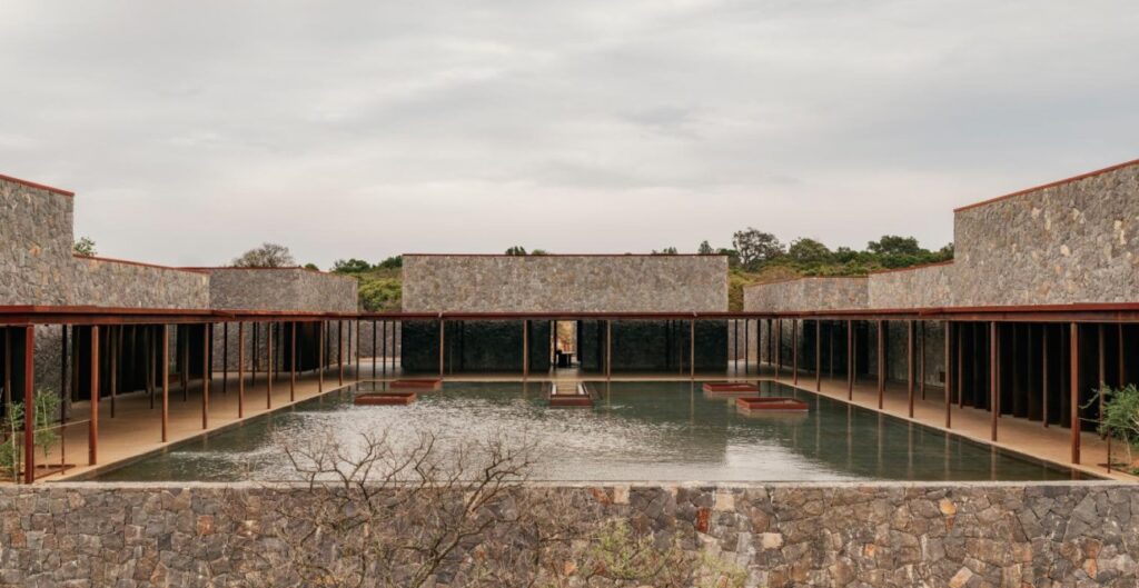 México: Centro de visitantes para la Hacienda Tequila Clase Azul en Tepatitlán de Morelos - Elías Rizo Arquitectos