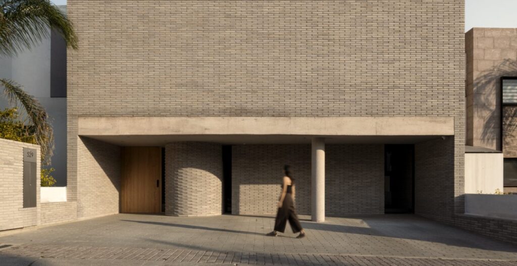 México: Casa Refugio - Taller Segovia Molina